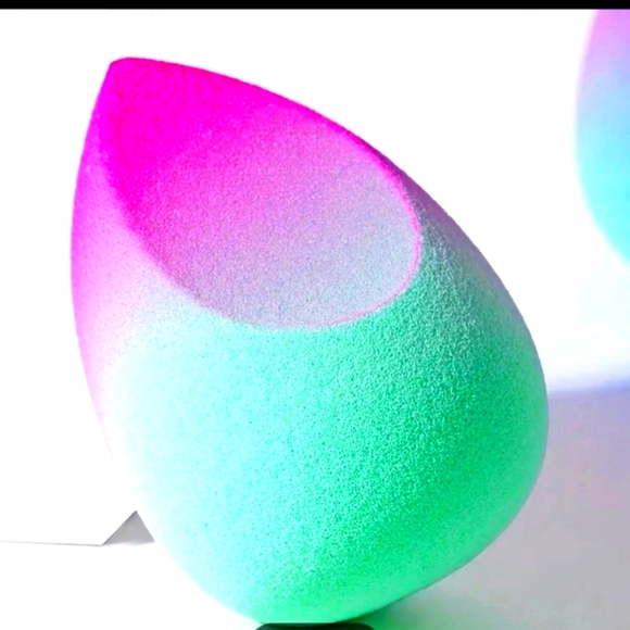 🎈Leaving Soon🎈🎉✨️Host Pick🪞Shabby Chic Makeup Bundle💄 - Picture 3 of 9